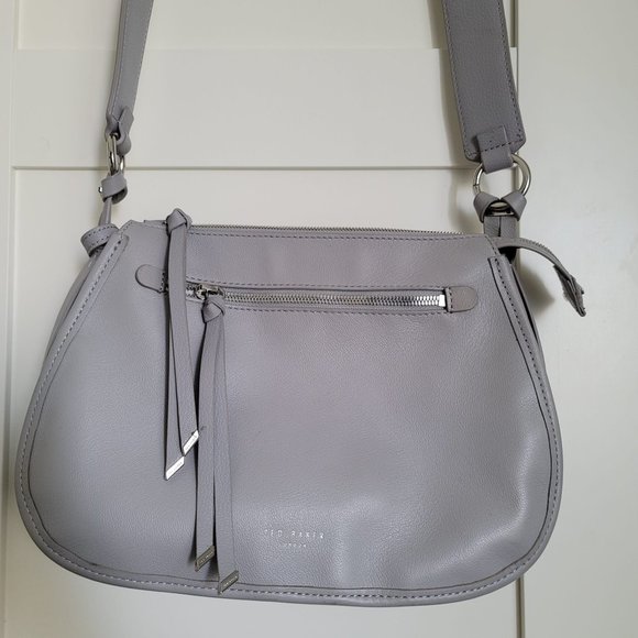 Ted Baker sales_ heatherr curved leather crossbody bag_  light grey - Picture 3 of 6
